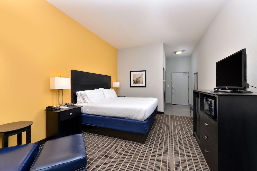 Fairfield Inn & Suites By Marriott Fort Walton Beach Hurlburt Area Exterior photo