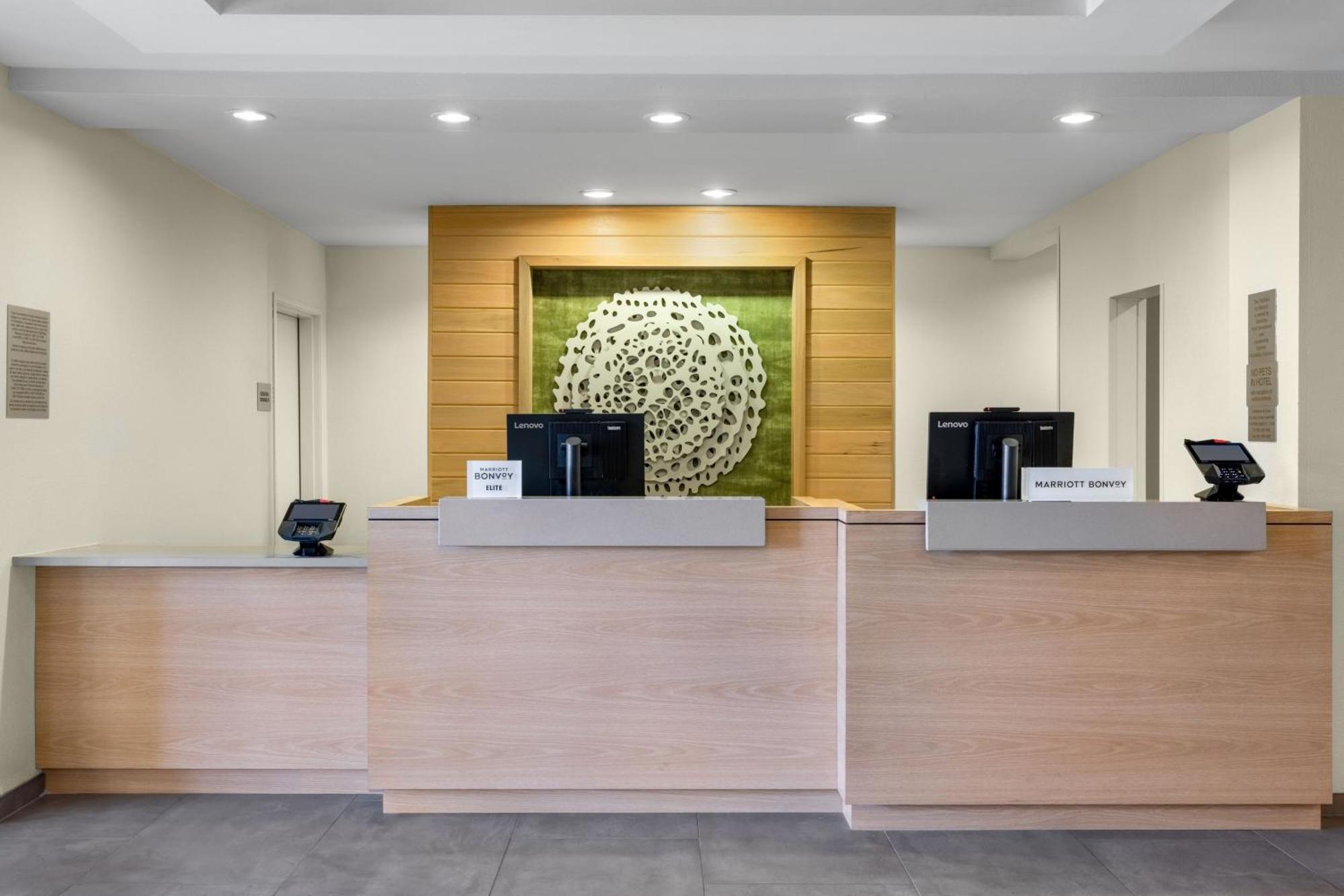 Fairfield Inn & Suites By Marriott Fort Walton Beach Hurlburt Area Exterior photo