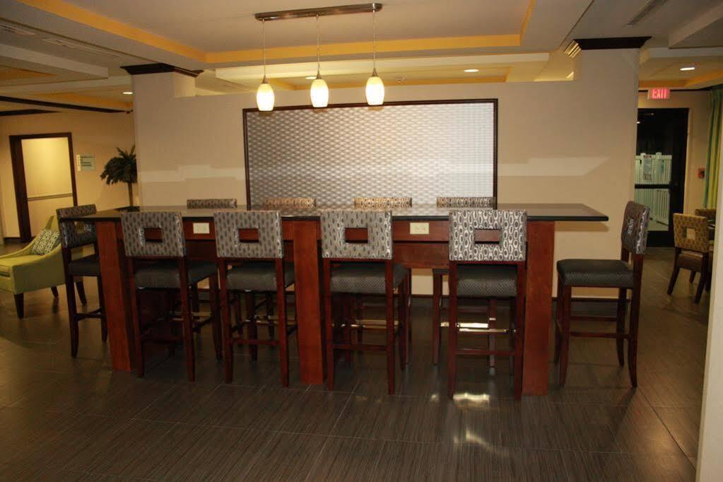 Fairfield Inn & Suites By Marriott Fort Walton Beach Hurlburt Area Exterior photo